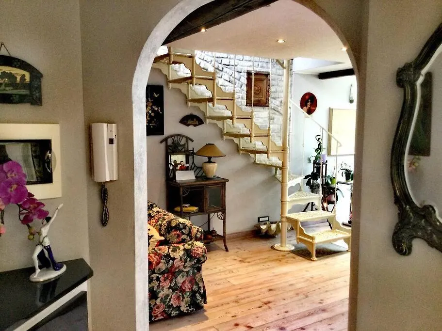 Centrale-Luxury Apartment With Garden Terrace Milán
