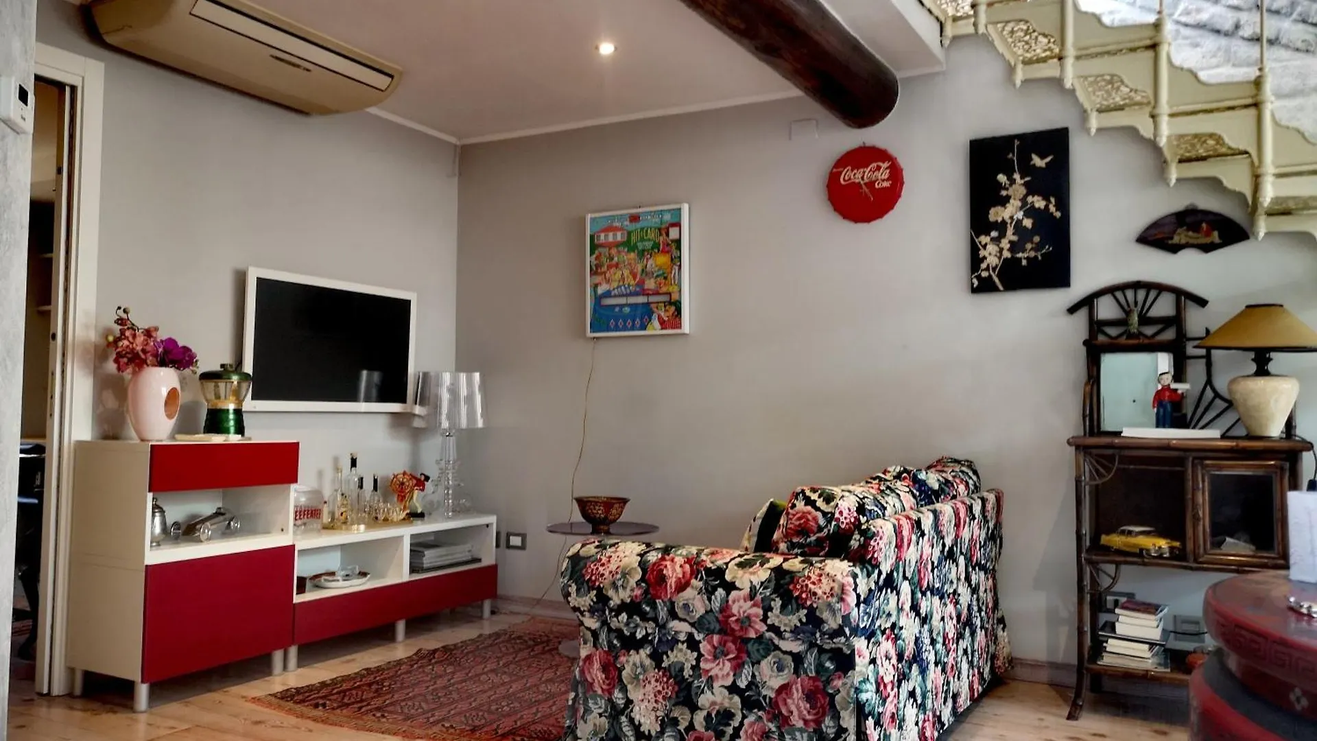 Centrale-Luxury Apartment With Garden Terrace Milan Italy